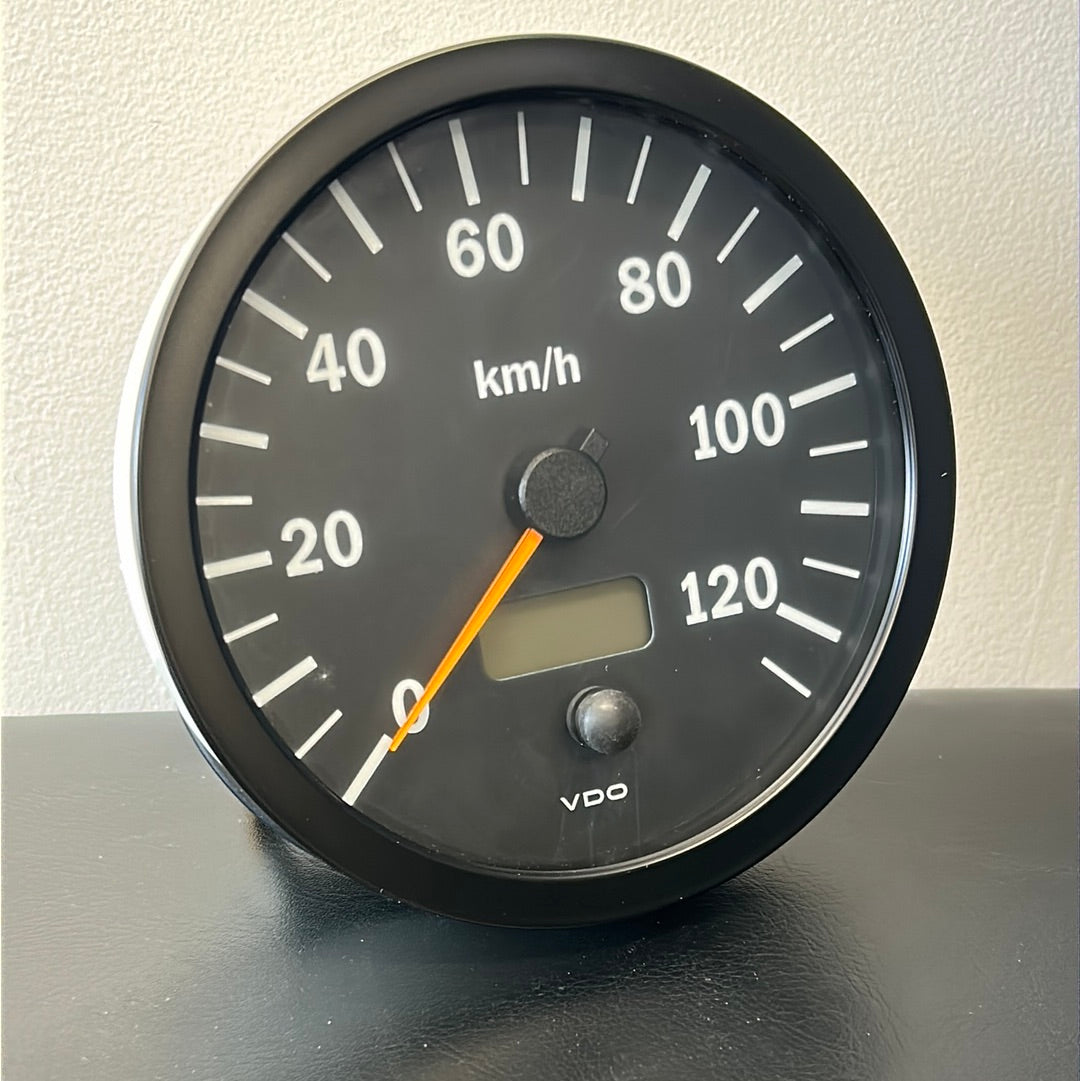 Speedometer 140mm DIA 125km 24V [VDO COCKPIT INT.] [437025002]