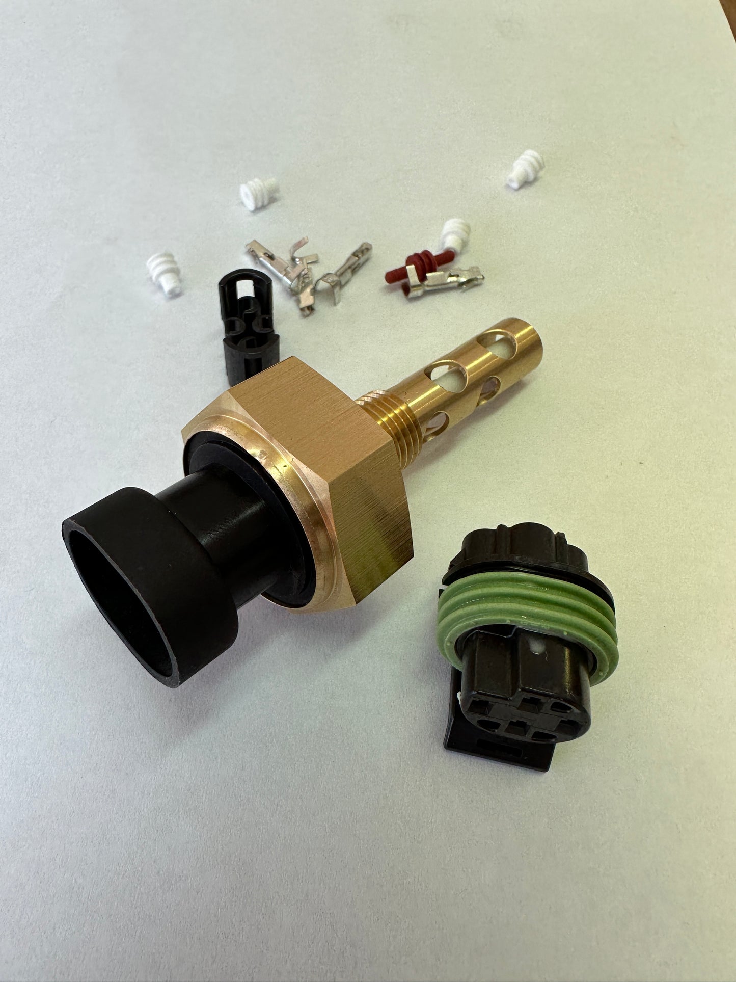 Oil leave switch capacitive closed 1/4" NPTF 10S  [FOZ] [S86-03] +LOOM CAPACTIVE SWITCH IP67(C-K1)