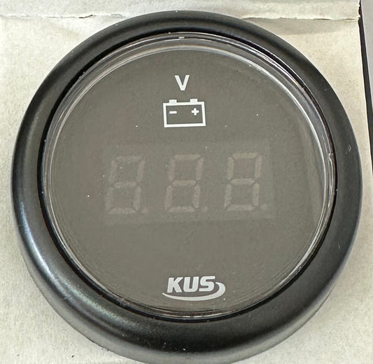 Voltmeter Digital  52M  [KUS KY MARINE] [CEVR-BB-8-32]
